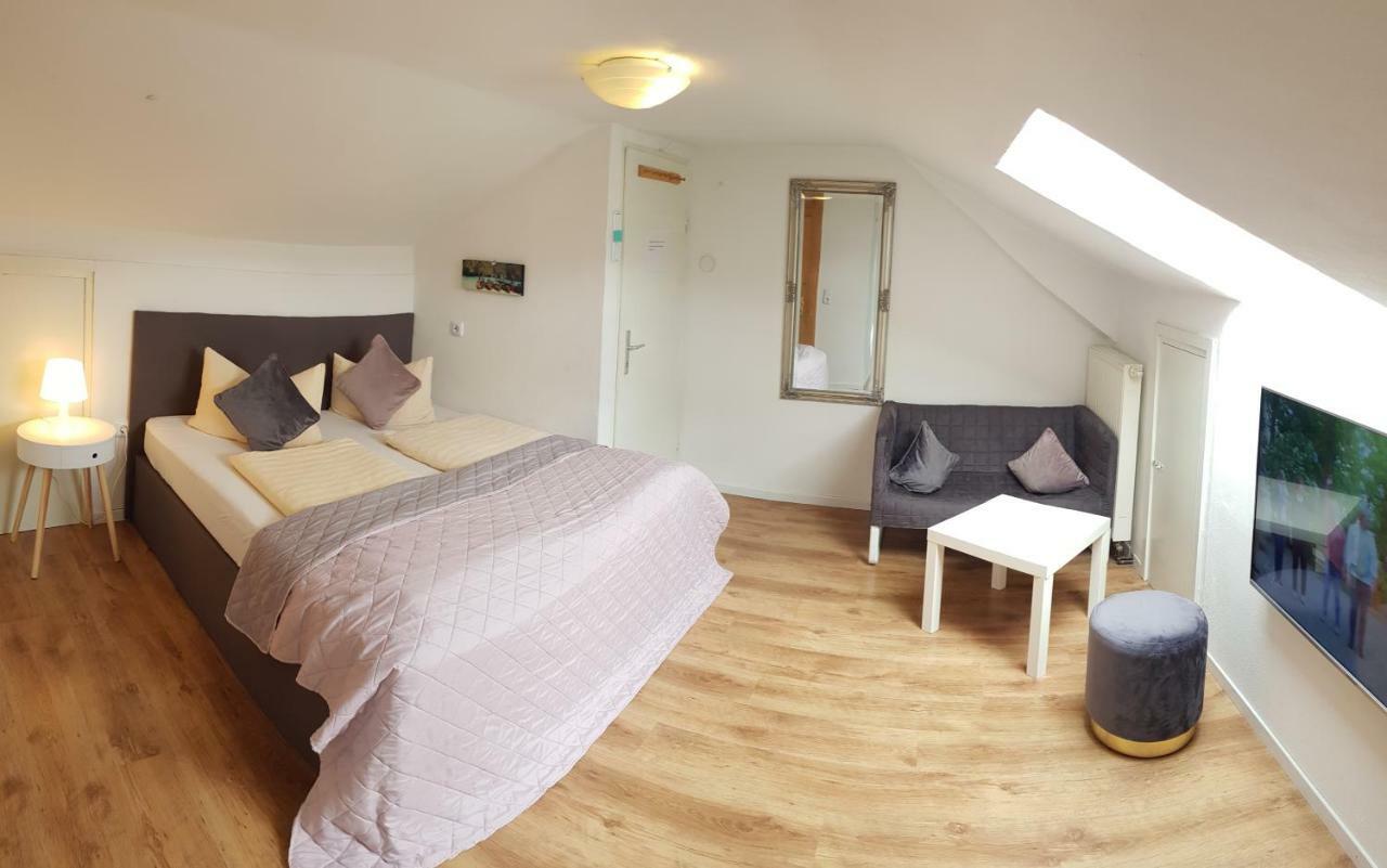Gasthof - West 3*