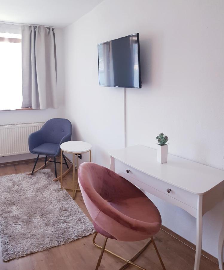 Gasthuis - West 3*